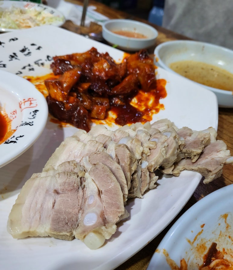 짱짱족발 이미지