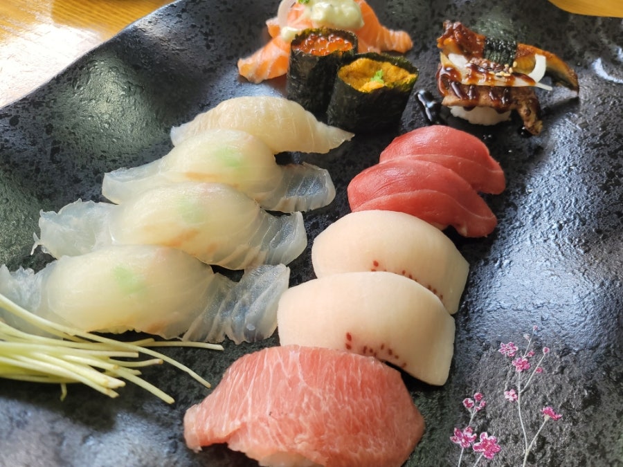 용하초밥참치 이미지