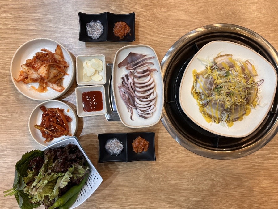 가산 칼국수 보쌈 이미지