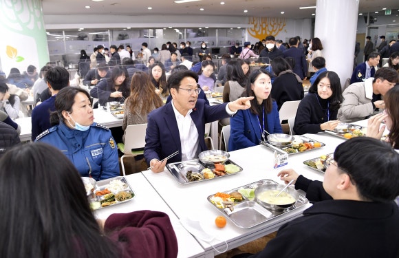 시청구내식당 이미지