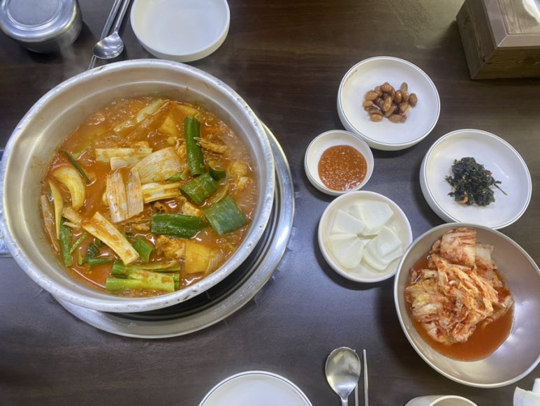 연가네닭한마리 이미지