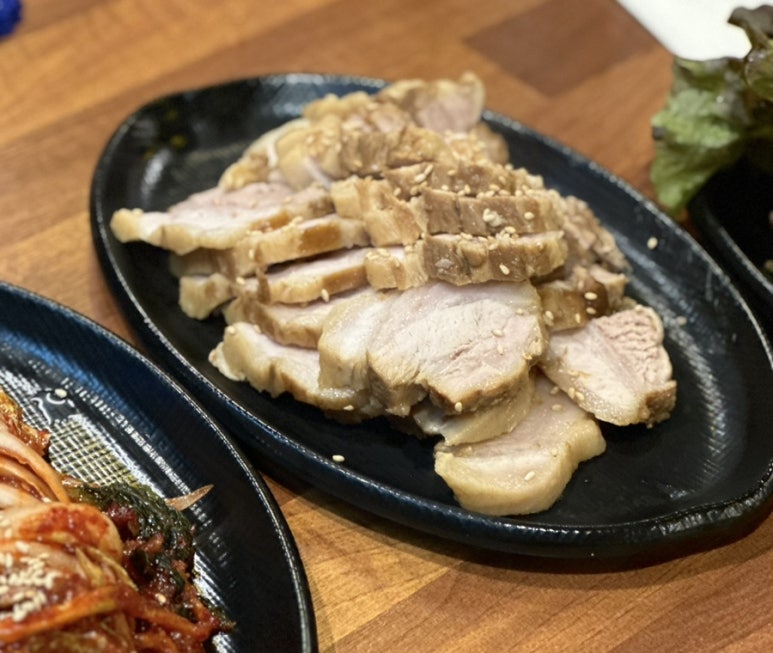이장군족발 이미지