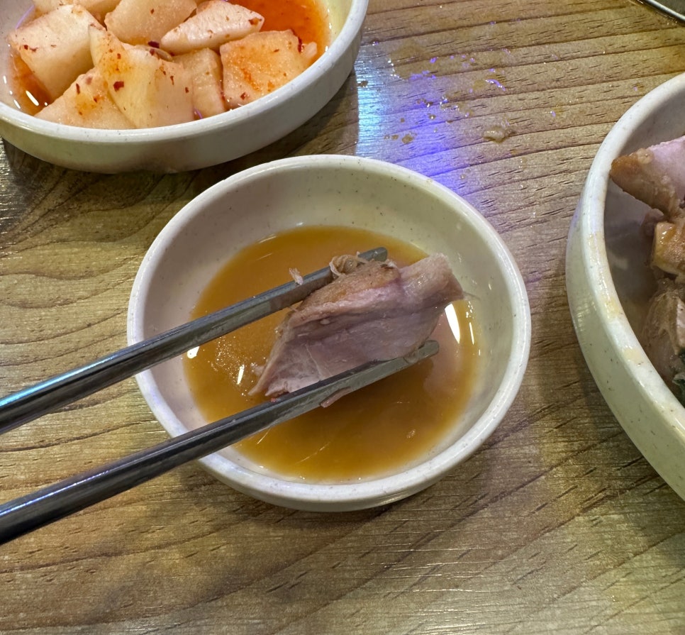 사대명가뼈다귀해장국 이미지