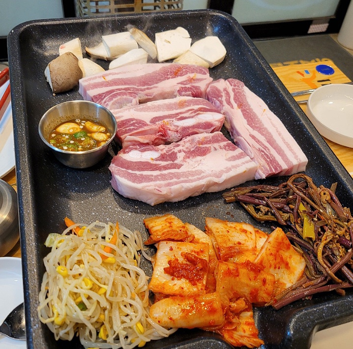 마포생삼겹 이미지