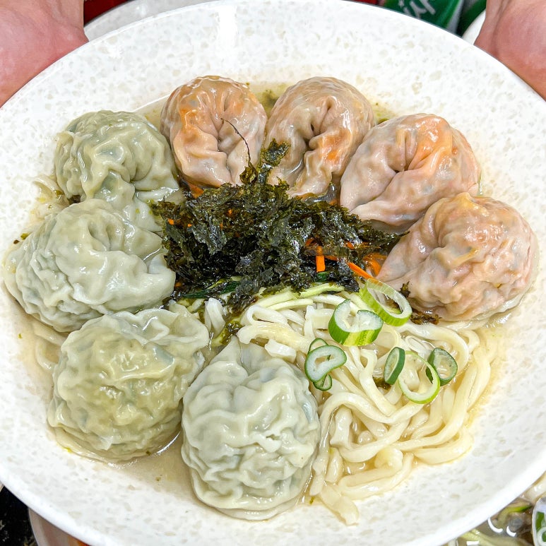 유명손칼국수 이미지