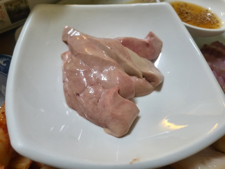 수희네목포홍탁 이미지