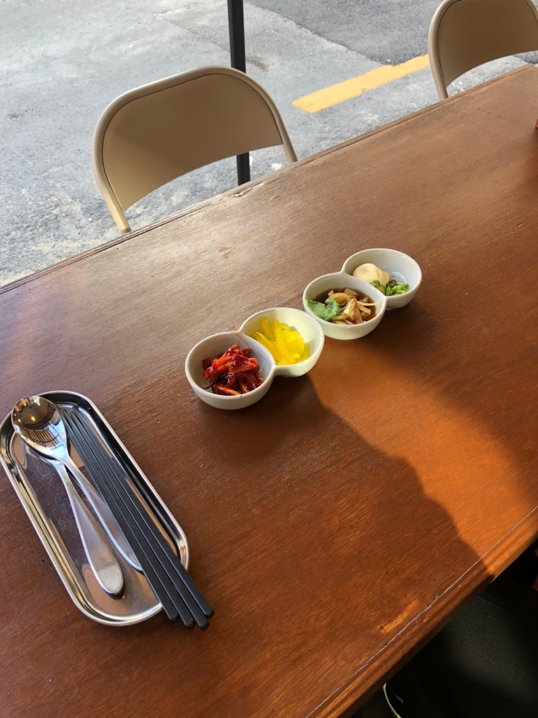 브라운면 이미지