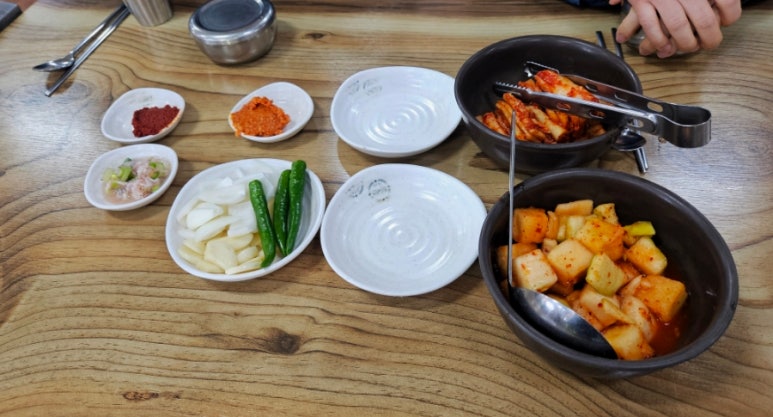 송이돼지국밥 이미지