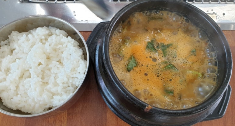 우수영민물장어 이미지