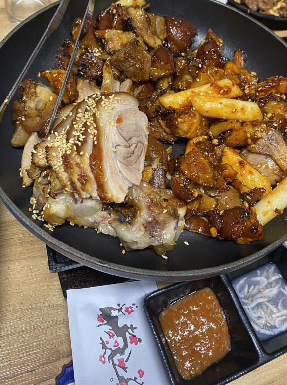 족발사관학교 남천점 이미지