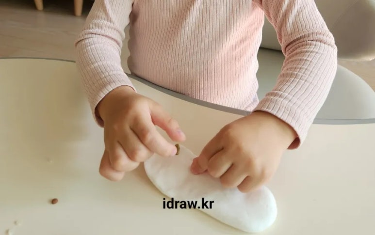 아이드로우 이미지