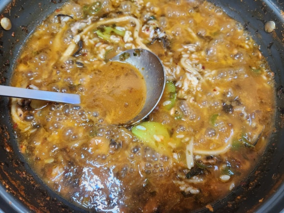 암돌 속풀이 칼국수 이미지