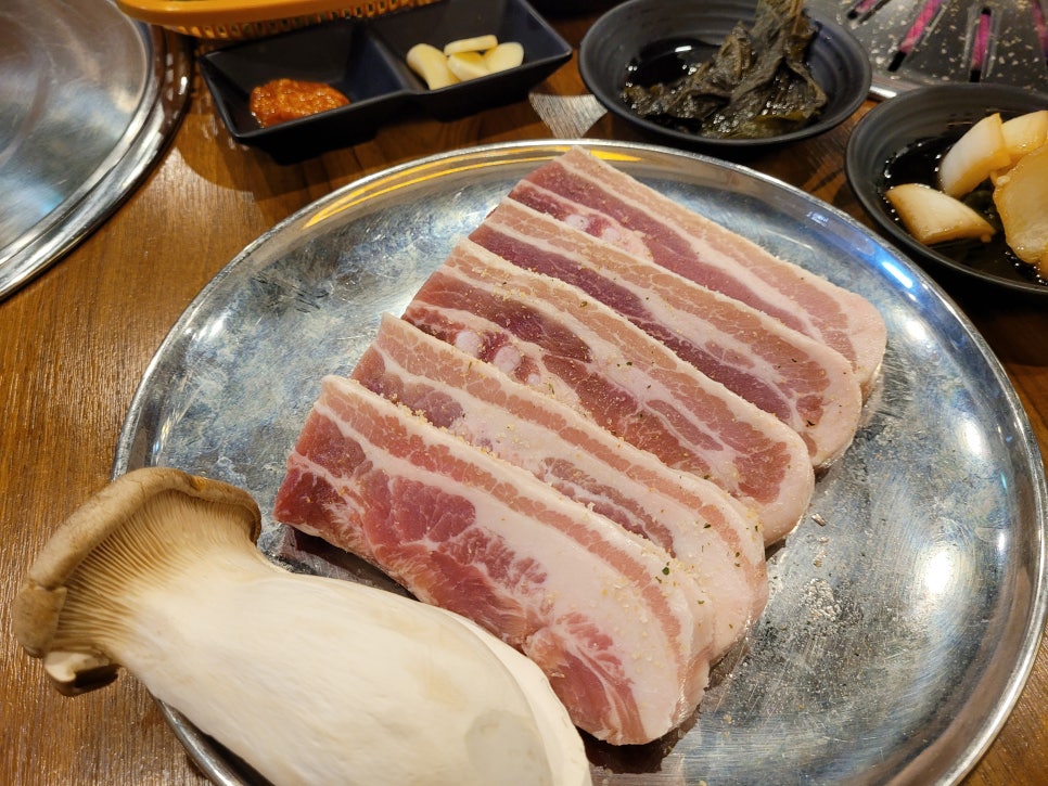 이층고깃집 이미지