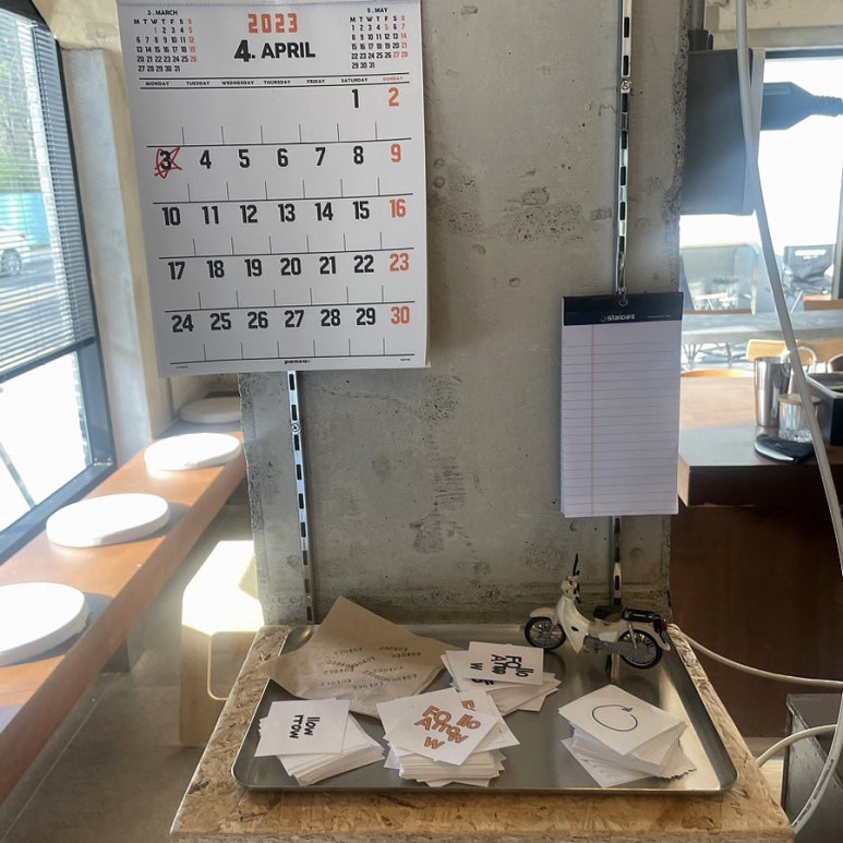 로우로우(llow rrow) 이미지