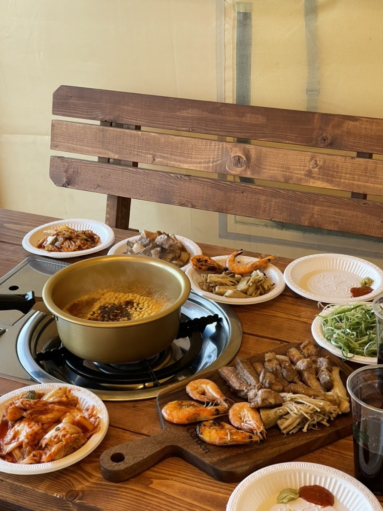 캠핑장식당 이미지