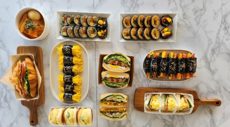 노랑김밥 이미지
