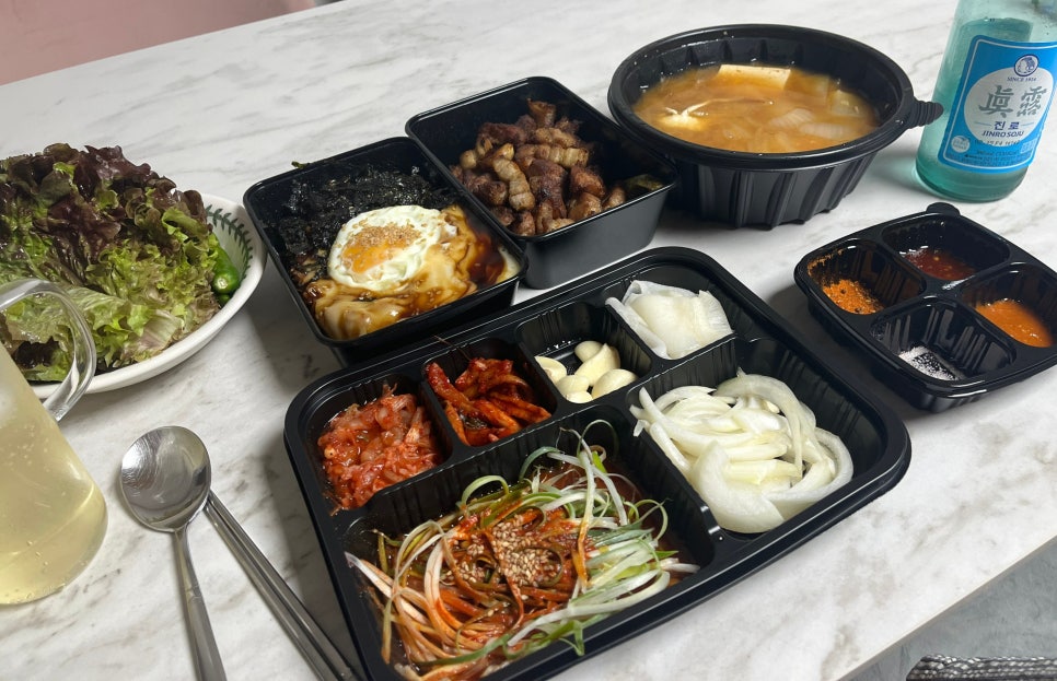 푸줏간삼겹돼지고기배달 이미지