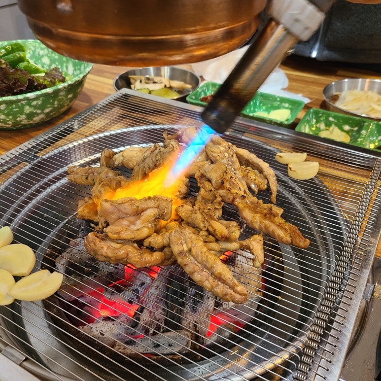 영농회관 숯불 이미지