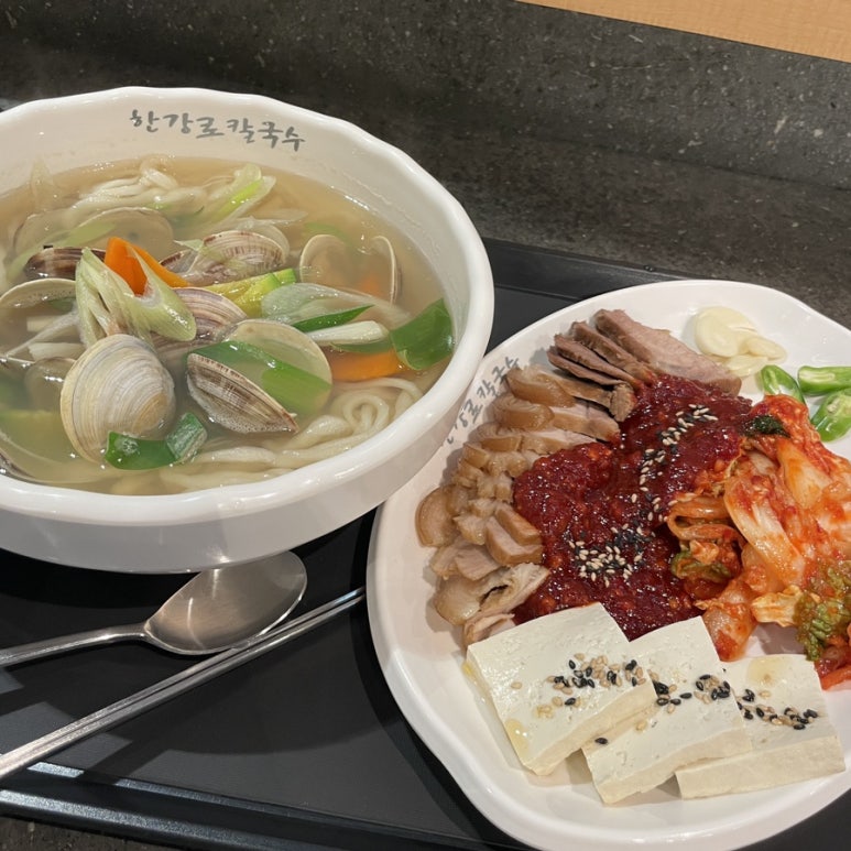 백합칼국수 & 보쌈 이미지