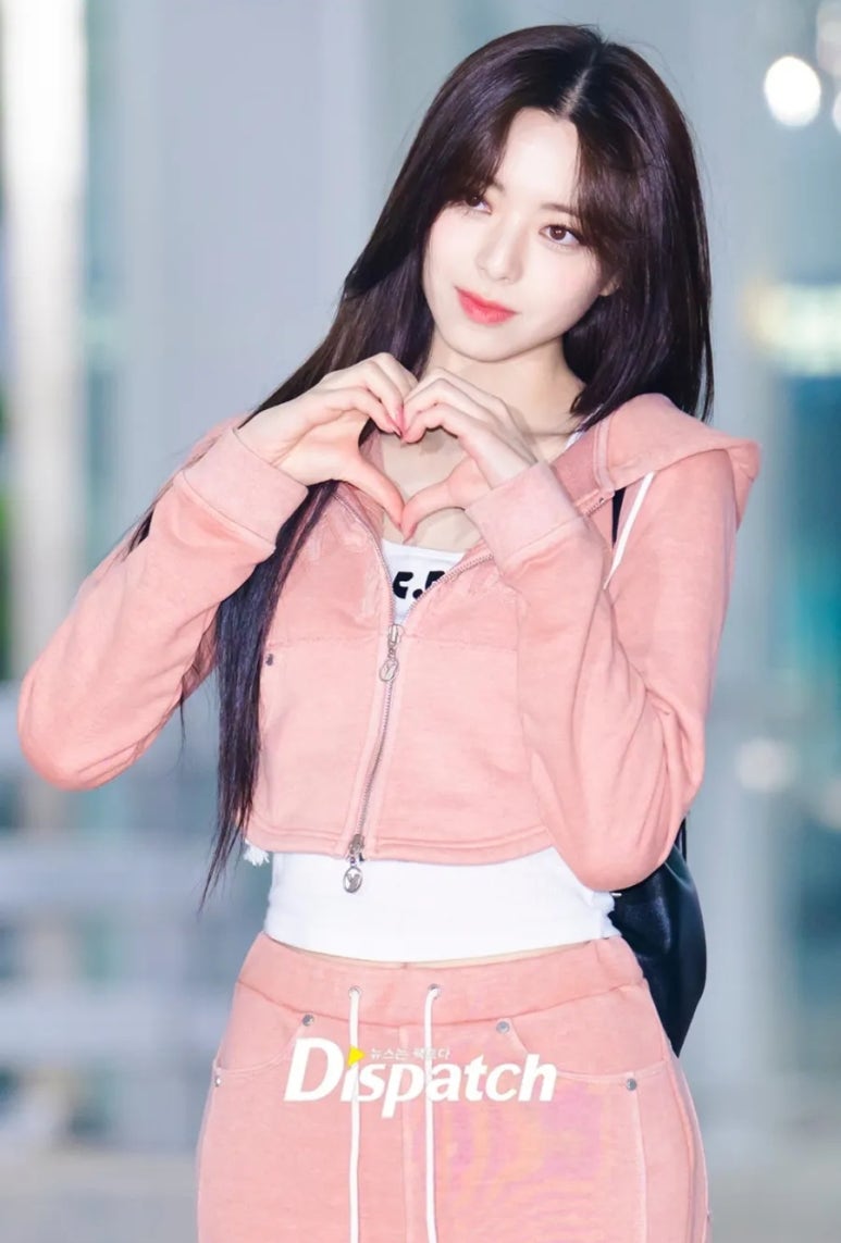 유나앤 이미지