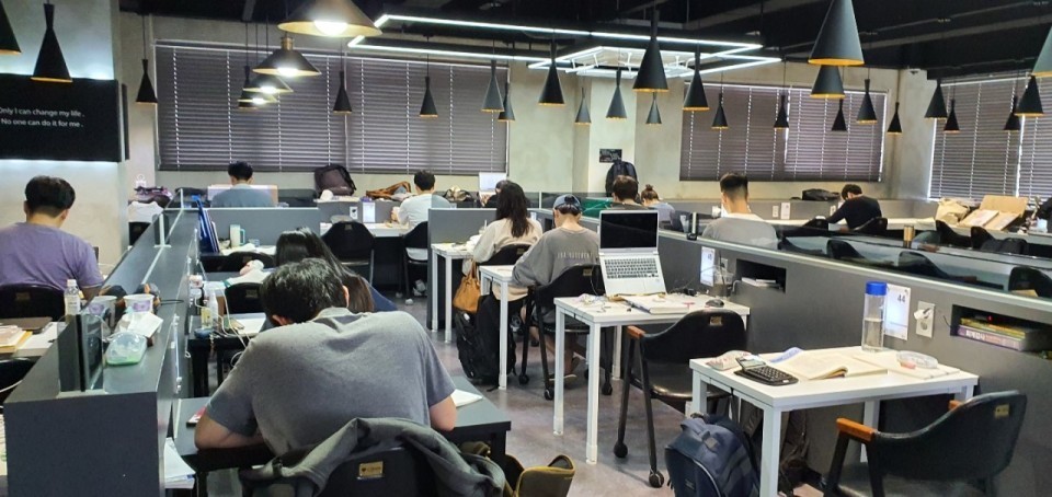 르하임스터디카페신정네거리역점 이미지
