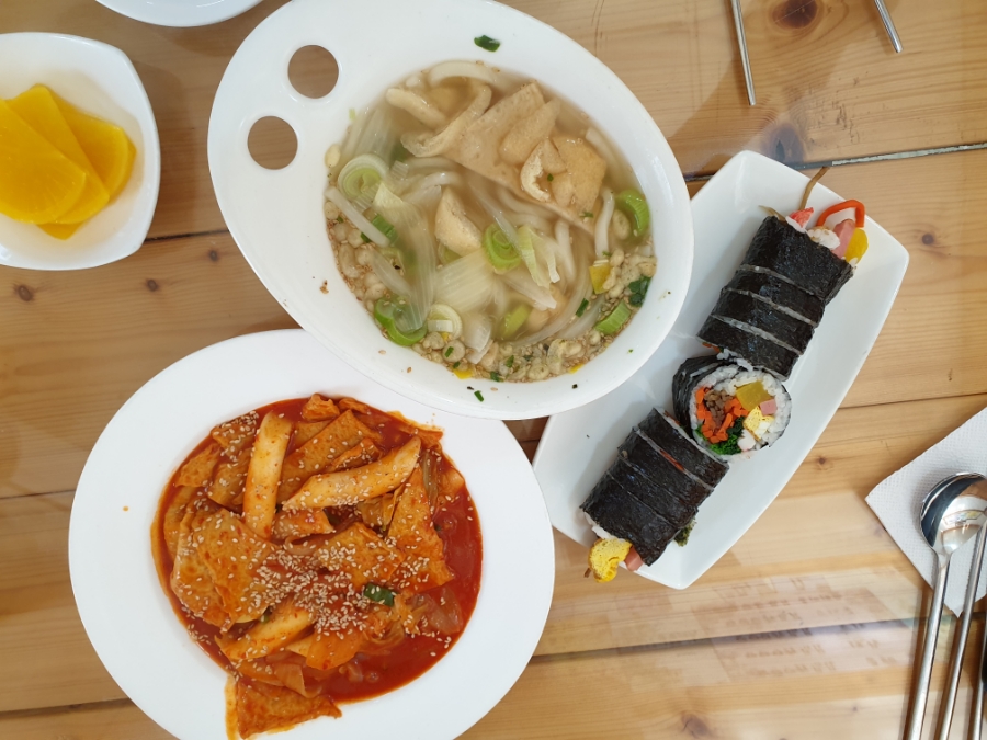 영화마을김밥 이미지
