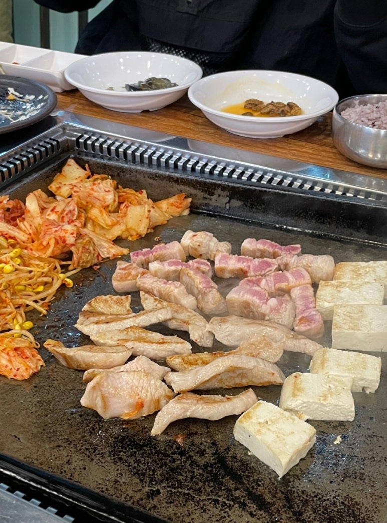 백년가야밀면 이미지
