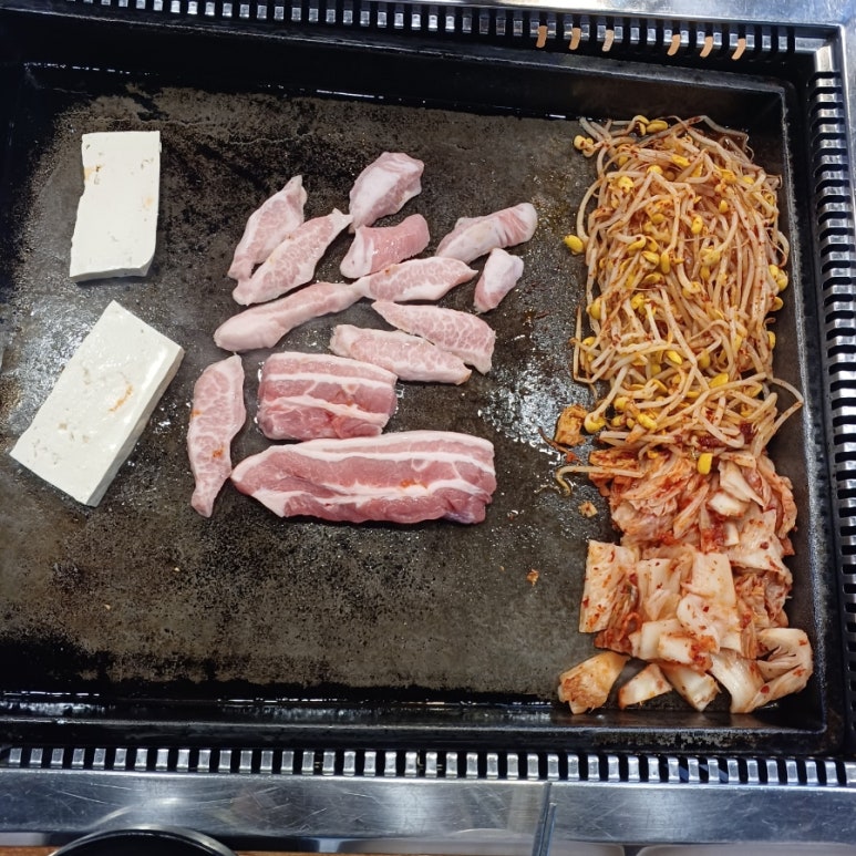 백년가야밀면 이미지