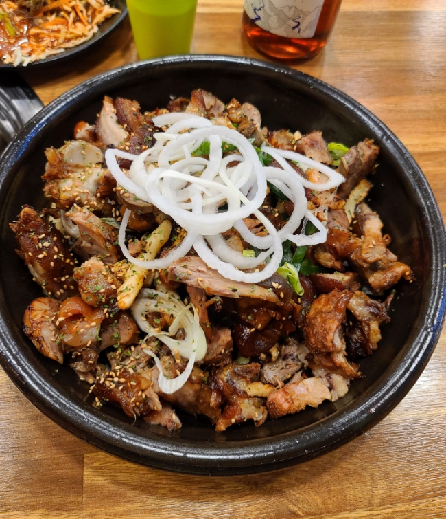 참숯에구운족발의전설 이미지