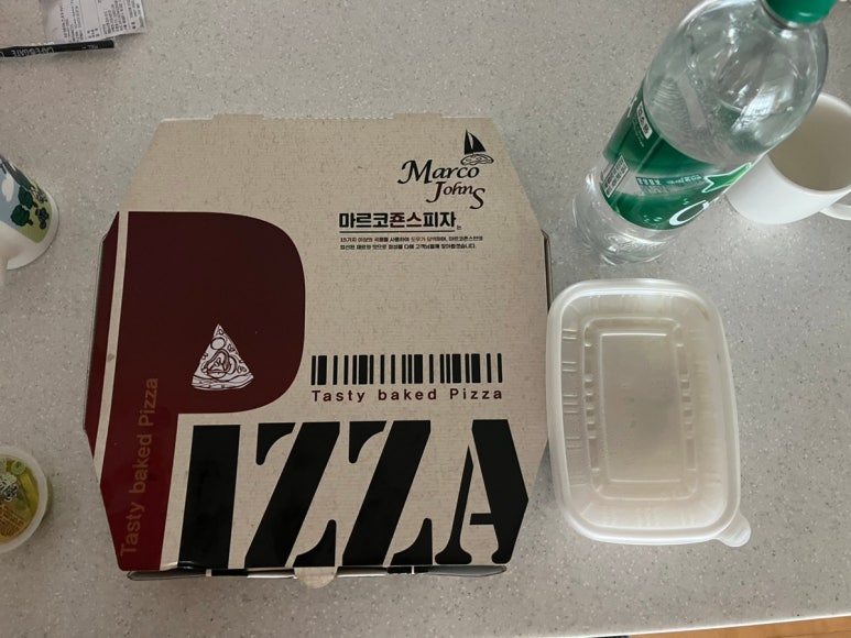 마르크존스피자&오렌지몽키파스타 이미지