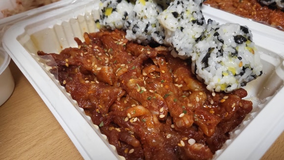 송송닭발 이미지