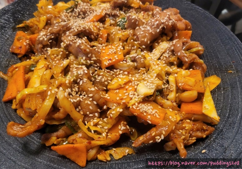 미치게 먹고 싶은 날 이미지
