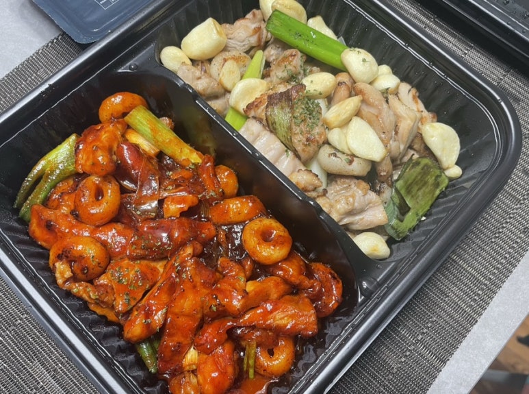 기영이 숯불 두마리 치킨 경북상주점 이미지
