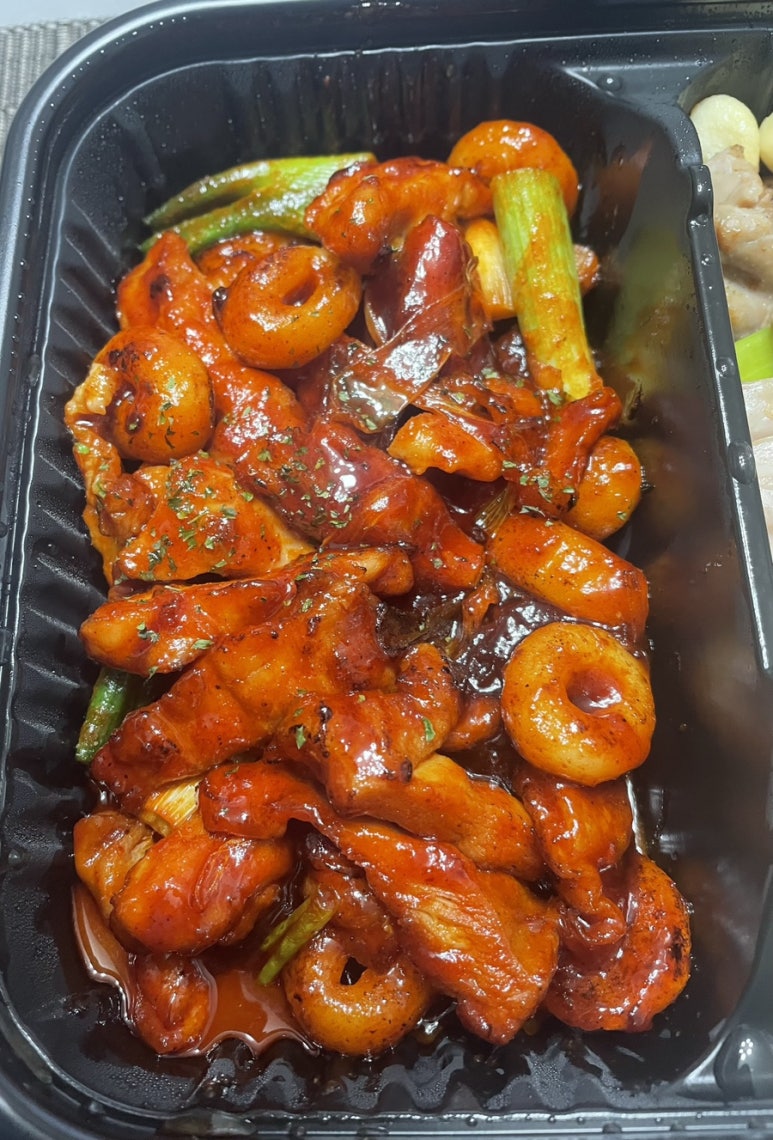 기영이 숯불 두마리 치킨 경북상주점 이미지