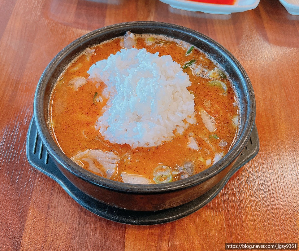 박세국 순대국 이미지