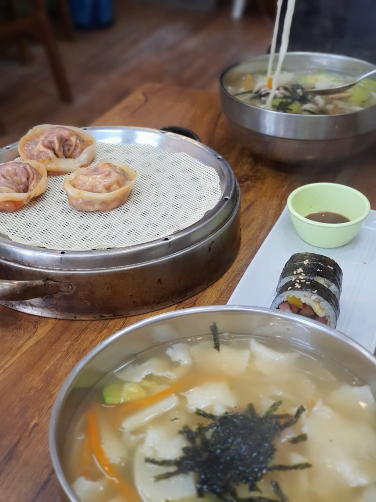 즉석김밥멸치국수 이미지