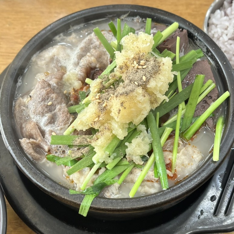차돌이해장국 이미지
