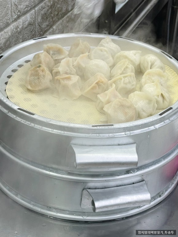 반할세천손만두 이미지