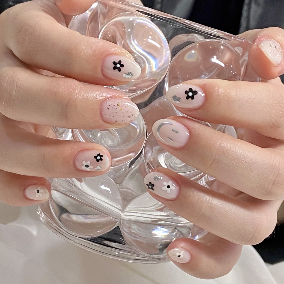 오밀조밀네일 이미지