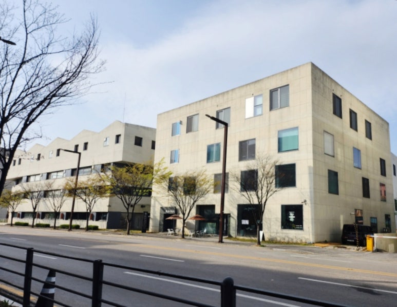 카페종이와나무 이미지