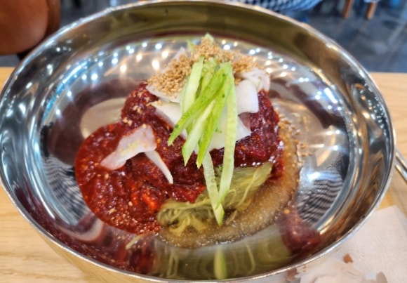 청기와냉면초계막국수 이미지
