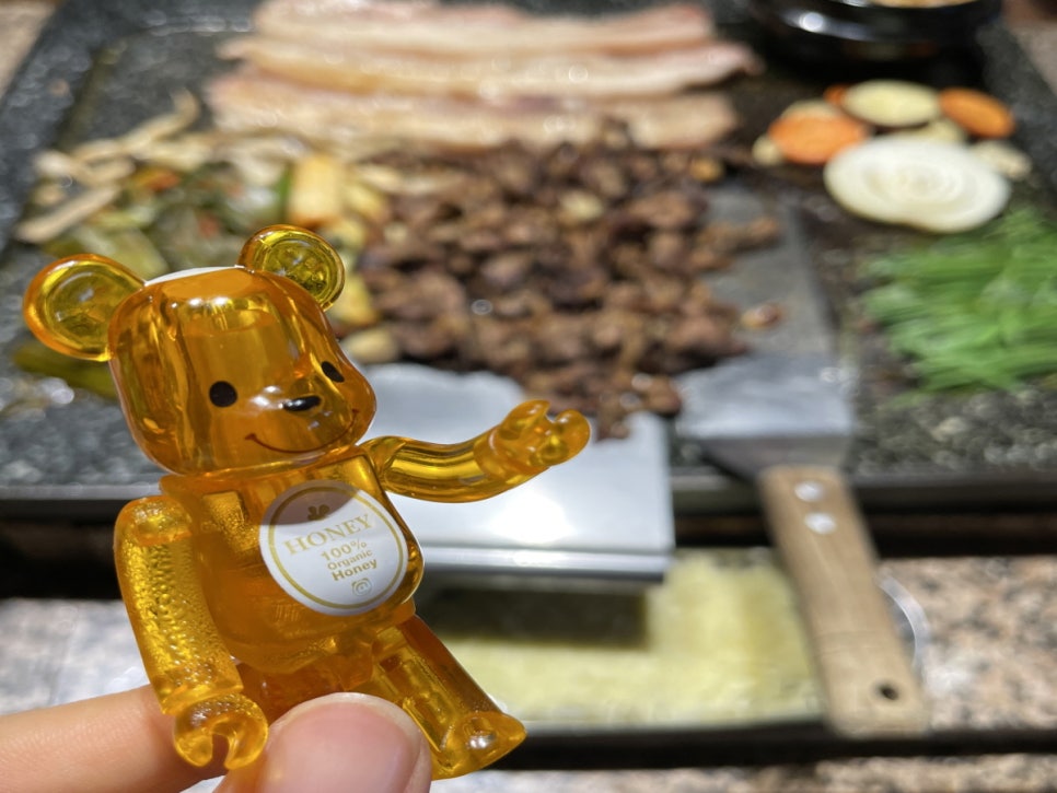 자주오리돌판구이 이미지