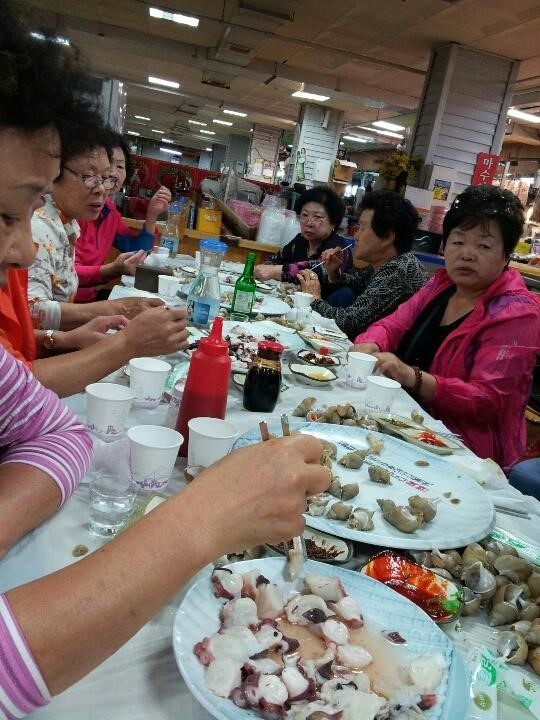 엄지네한식부페 이미지
