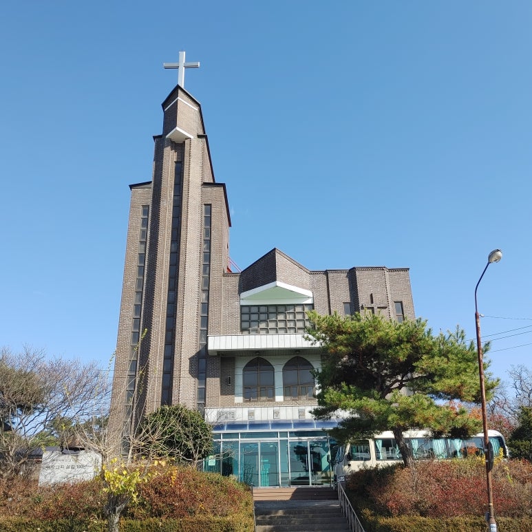 대한예수교장로회덕천교회 이미지