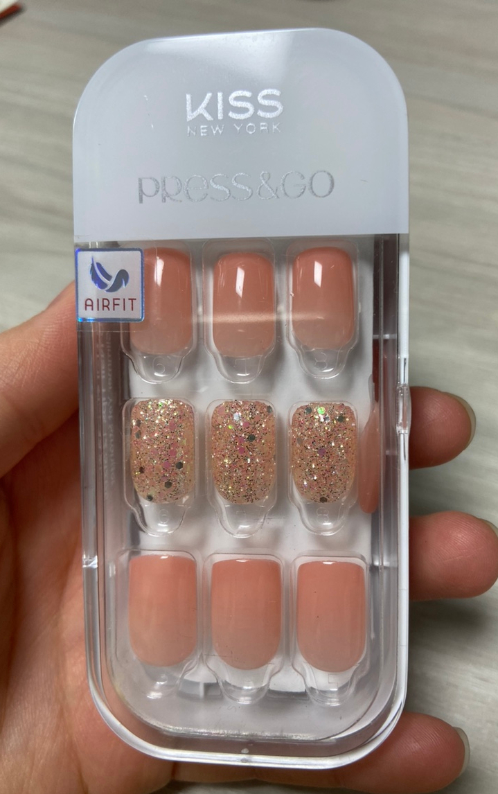 웜앤네일 이미지