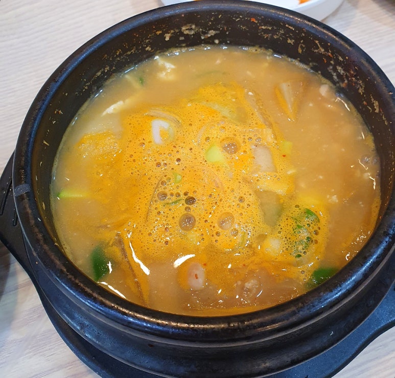 목련집 이미지