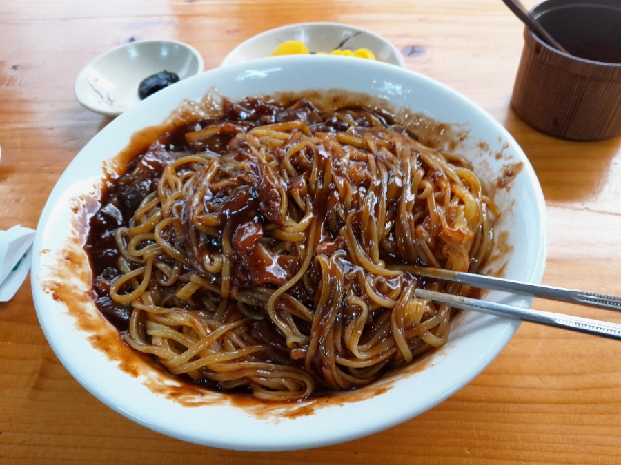 오늘은면발땡기는날 이미지