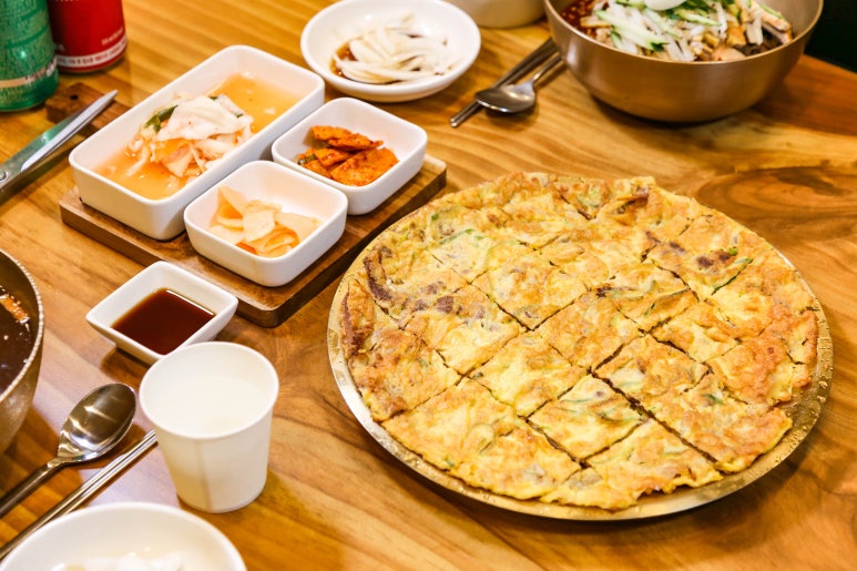 맛집냉면만두전골 이미지