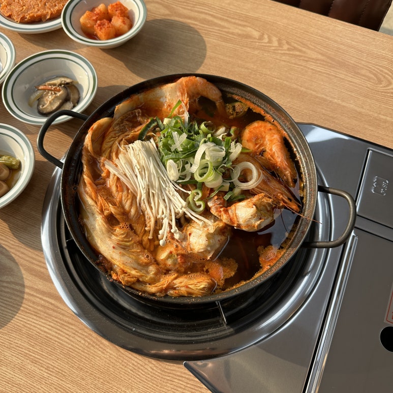 천수만꽃게장 직영점 이미지