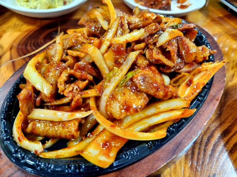 오케이 제육 이미지